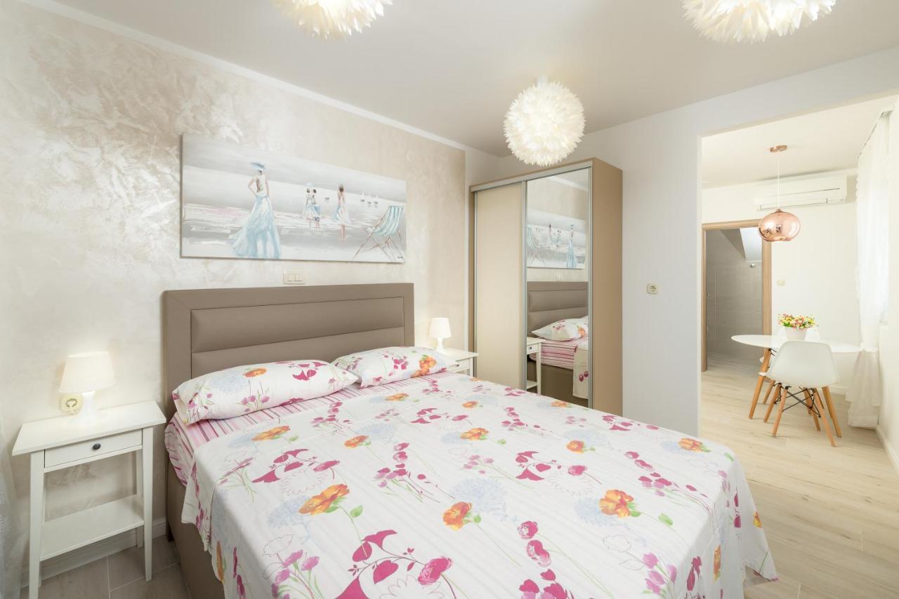 Luxury Bellavista Amazing Sea Holidays With Private Beach & Parking Milna  Exterior foto