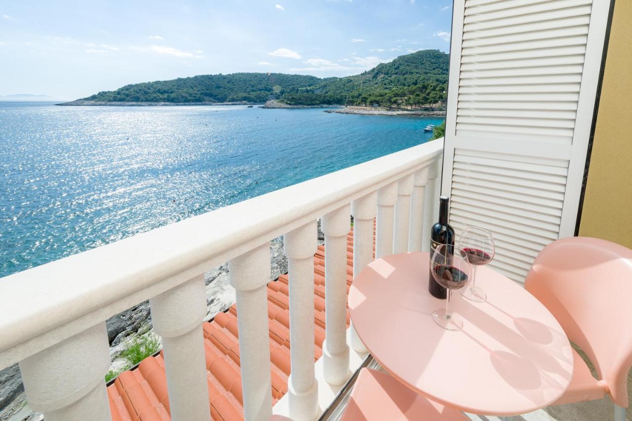 Luxury Bellavista Amazing Sea Holidays With Private Beach & Parking Milna  Exterior foto